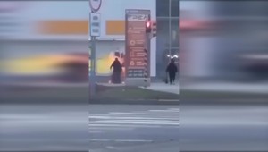 Šokujúci incident: Muž sa ocitol v plameňoch, polícia pátra po príčine