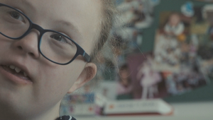 Nekonečne veľa lásky a zimomriavky na koži – to je slovenský film Niečo naviac