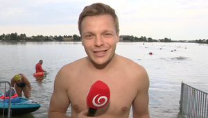 To je ale figúra! Fešák z jojkárskeho spravodajstva vymenil oblek za plavky a prekvapil!