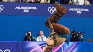 Božský MALININ ovládol krátky program, štvoritý axel si šetrí