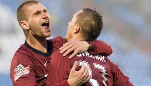 Spanilá jazda Sparty pokračuje, Grajciar s trojgólovou sériou