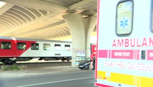 Starší muž sa rozhodol ukončiť svoj život a postavil sa priamo oproti vlaku