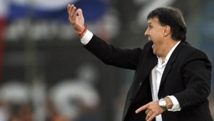 Tréner Paraguaja Martino počíta s Barriosom i veteránom Acuňom