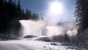 Do Tatier zavítala zima. Vo vyšších polohách už začali so zasnežovaním