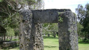 Tajnú kópiu Stonehenge na druhom konci sveta nemohli postaviť ľudia