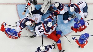 Jágrov posledný zápas na olympiáde, Lotyši potrápili Kanadu