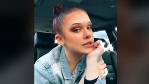 Nevesta chcela na svadbu vysnívaný účes a výsledok? Hotová vlasová katastrofa!