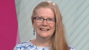 TOTO dokáže len dobrý kaderník: Žena sa po 45 rokoch konečne ostrihala a vyzerá super