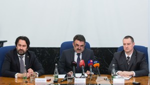 Reného Vaneka rieši generálny prokurátor Čižnár. Vanek je členom etickej komisie