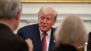 Trump obvinil Obamu z vlastizrady a žiada stíhanie. Ide o rozsiahle sprisahanie?