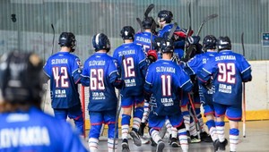 Štyri hokejbalové striebra z mládežníckych svetových šampionátov