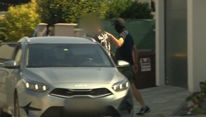 NAKA zasahovala: Zadržaný  muž je podozrivý z obchodovania s anabolikami