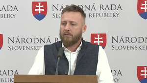 Slovenská akadémia vied odpovedala na otázky Petra Kotlára o vakcínach