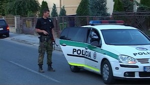 Rodinná dráma v Komjaticiach! Brat bodol brata kvôli eurám