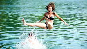 Otestujte si kvalitu vody na kúpalisku. Stačí obyčajný pohár