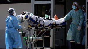 Pozor lockdown: Niektoré regióny sa rozhodli, že zoberú očkovaciu kampaň do vlastných rúk