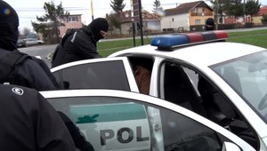 Syna známeho michalovského zubára chytili s drogami