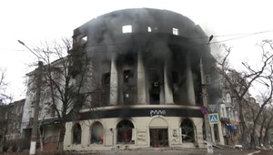 308. deň na Ukrajine: Rusi vypálili v uplynulých 24 hodinách v meste Cherson 33 rakiet na civilné ciele