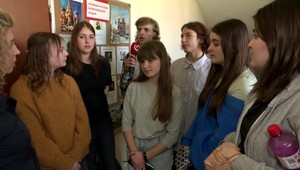 Bratislavské gymnázium ponúka výučbu aj v ruštine. Napriek tomu sa ukrajinské deti učia aj slovenčinu