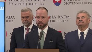 Tlačová beseda strany Smer-SD k odvolávaniu Tibora Gašpara