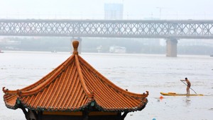 Čína prichádza s odvážnym plánom. Do roku 2025 chce meniť počasie