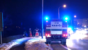 Hasiči s plynármi strávili večer v uliciach. Ľudí vo Zvolene vystrašil silný zápach plynu