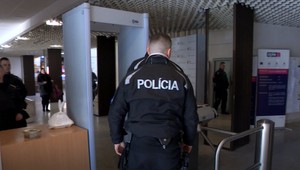 Prípad zamestnanca rezortu spravodlivosti, ktorý útočil nožom: Sudca rozhodol, že do väzenia nepôjde