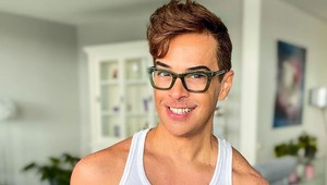 Mladík vyzerá na dvadsať, no jeho skutočný vek vás šokuje: Nikdy neuhádnete, koľko má rokov!