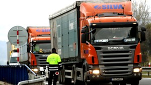 Slovenskí kamionisti vraj pre zlú značku ničia Poliakom cesty