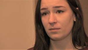 Veľké trápenie školáčky Klaudie: Zomreli jej obaja rodičia a žije z 2,50 eur na deň!