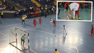 Futsalová penalta z inej galaxie! Prefíkaná kuleha exekútora!
