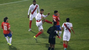 Ďalšie kontroverzné vylúčenie dotlačilo domáce Čile do finále