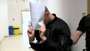 Tínedžeri sa na opekačke pohádali, skončilo to dobodaním jedného z nich