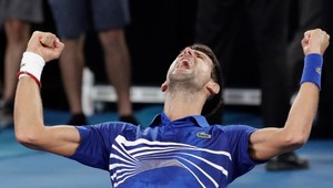 Tenisoví fanúšikovia majú oči pre plač. Federer a Djokovič tak skoro hrať nebudú