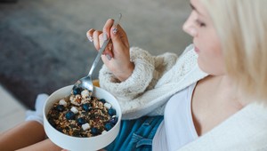 Celebritné krásky obľubujú TIETO raňajky: Zbavia vás vypuklého bruška a zlepšia pleť
