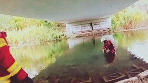 Nález mŕtvej ženy: Polícia vyšetruje tragédiu v Petržalke