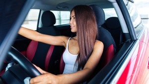 Ojazdené automobily sú na cenovom dne, nákup by ste nemali odkladať