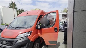 Zlodej sa do zamknutého auta dostal za päť sekúnd. Odniesol si takmer dvetisíc eur