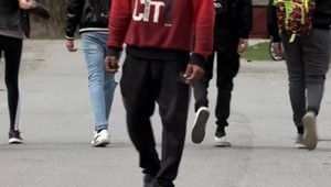 17-ročné dievča si za 3 eurá najalo na sexuálne služby 14-ročného chlapca