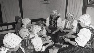 Zimné večery pri perí: Tradícia, ktorá na Orave stále žije