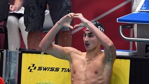 Slovenská HVIEZDA z bazéna. Stredoškolák láme rekordy, osvojil si netradičný rituál