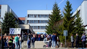 Z Banskej Štiavnice sťahujú pôrodnicu, nie je bezpečná