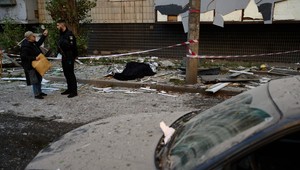 Ruské útoky na Kyjev si vyžiadali 13 obetí, 40 ľudí je zranených