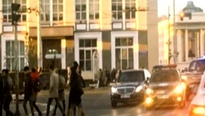 Mongolský prezident urobil to, čo nikto pred ním. Na priechode pustil chodcov