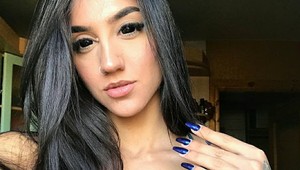 Keď sa odhalí, všetci nápadníci utečú: Aj vy si myslíte, že TO sexi kráska prehnala?