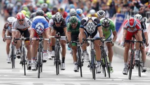 Démare víťazom Miláno - San Remo, Sagana zbrzil pád