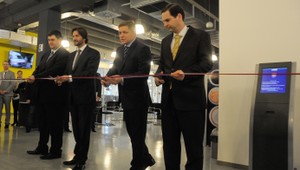 V Bratislave otvorili Klientske centrum. Vybavíte tu všetko, sľubuje Fico