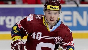 Pán hokejista. Geniálne sólo Réwaya v derby proti Slavii!