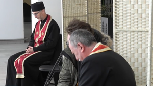 Cestujúci majú možnosť vyspovedať sa na železničných staniciach