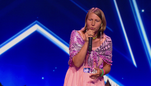 Šokujúca premena speváčky z Česko Slovensko má talent: 70 PSOV, hluk a SUSEDIA na pokraji síl!